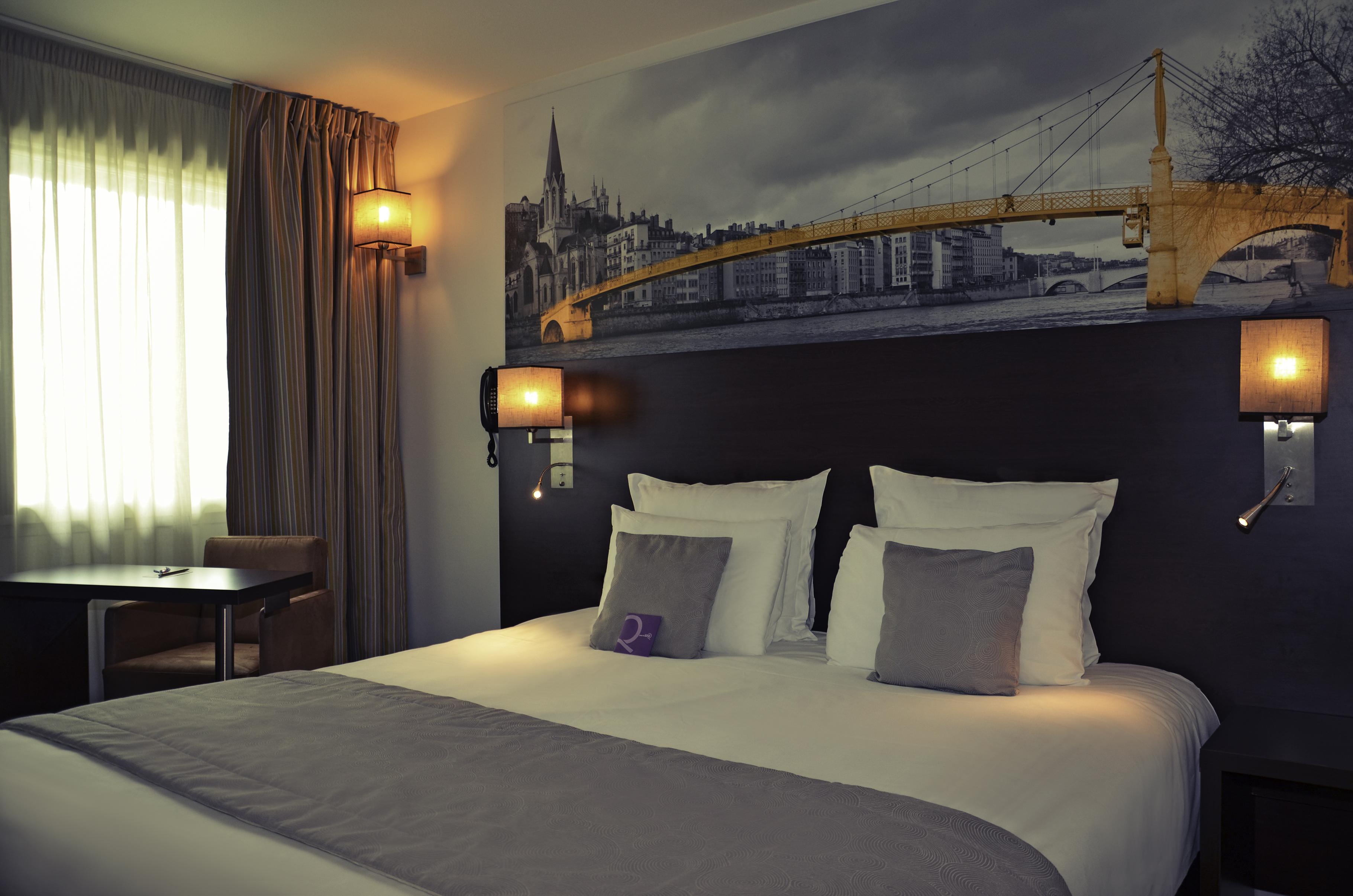 Mercure Lyon Est Chaponnay Exterior photo