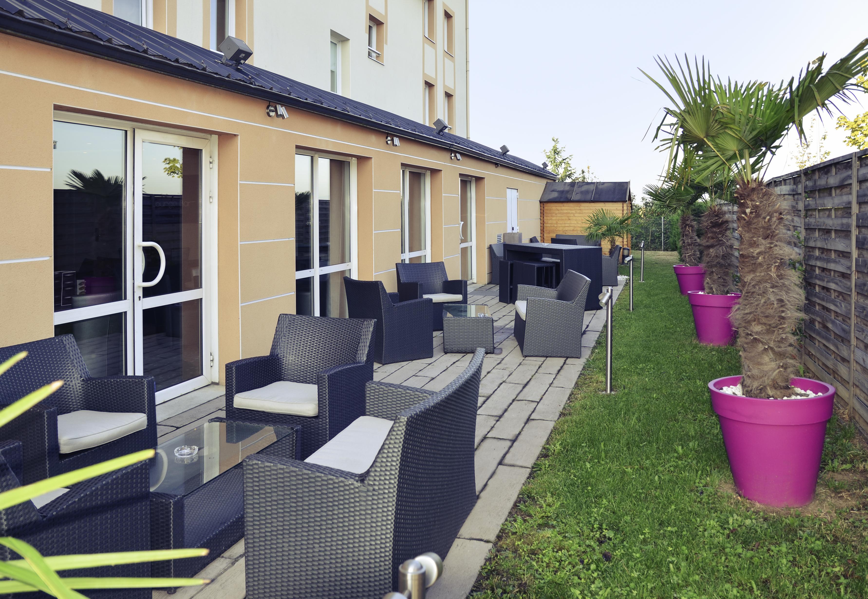 Mercure Lyon Est Chaponnay Exterior photo