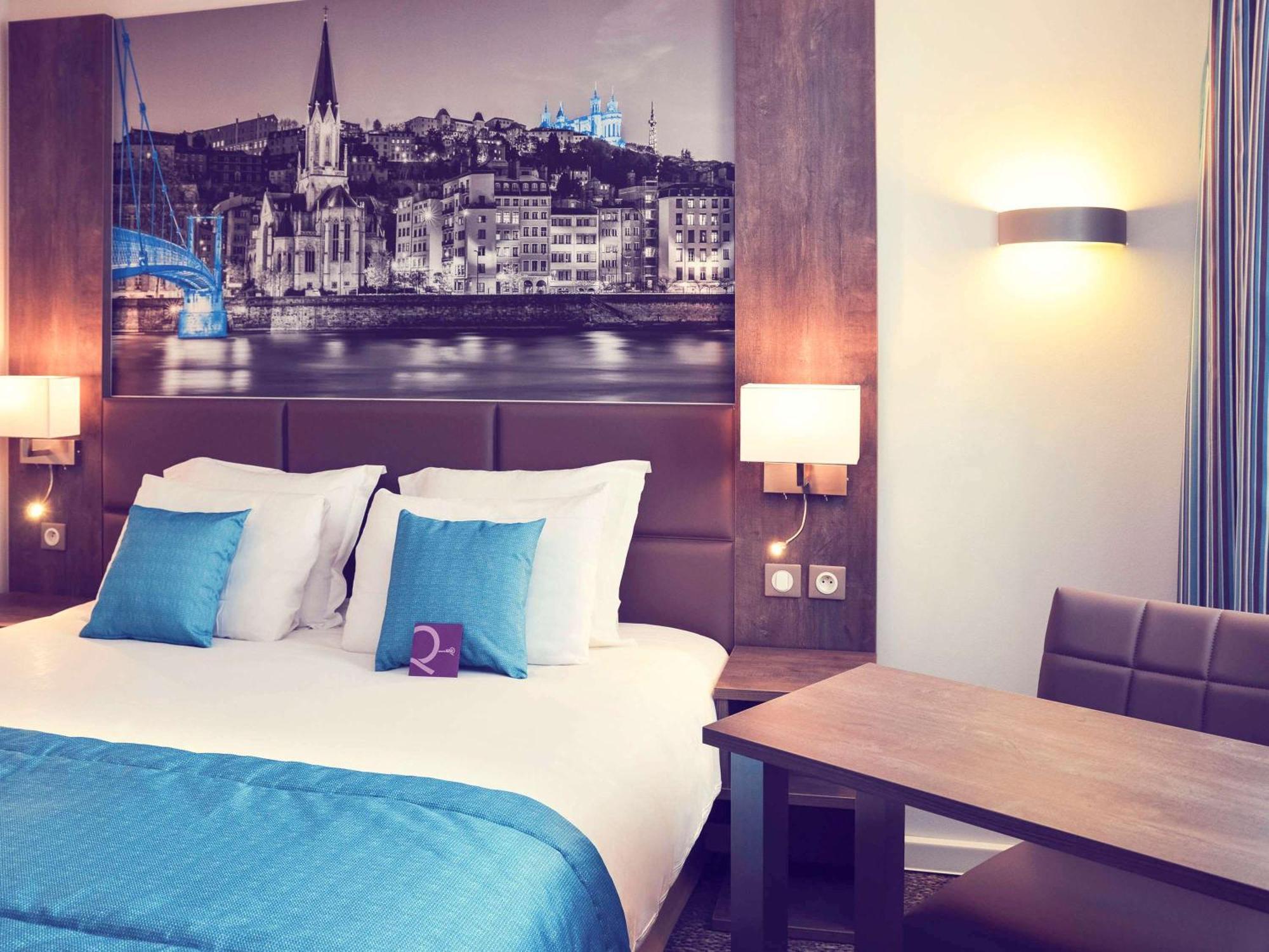 Mercure Lyon Est Chaponnay Exterior photo